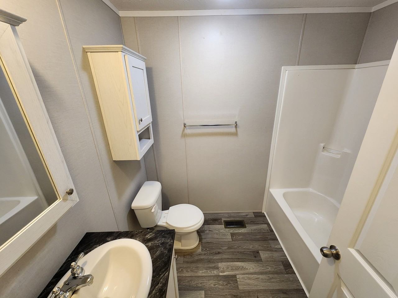 162 Washington #162 - Photo 4 of 8