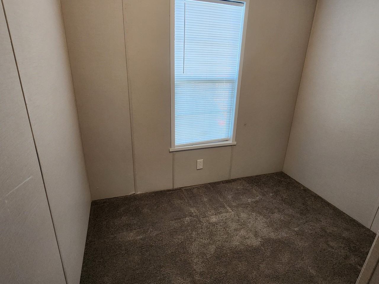162 Washington #162 - Photo 5 of 8