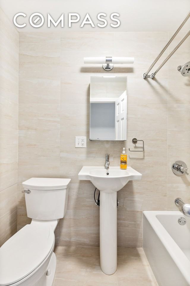 14 Fiske Pl #5 - Photo 6 of 12