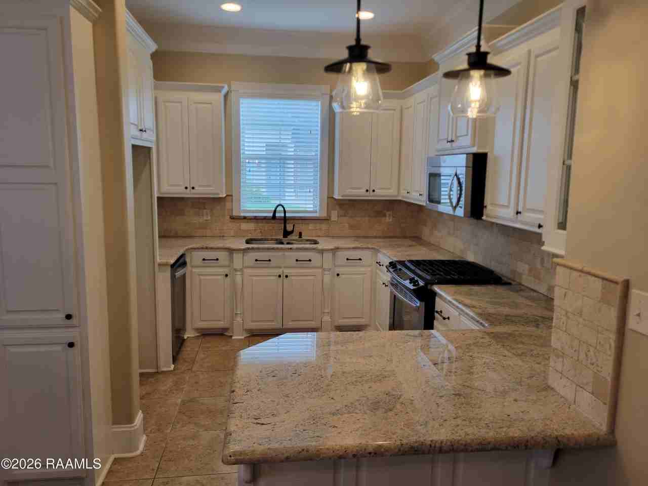 405 Summerland Key Ln - Photo 3 of 18