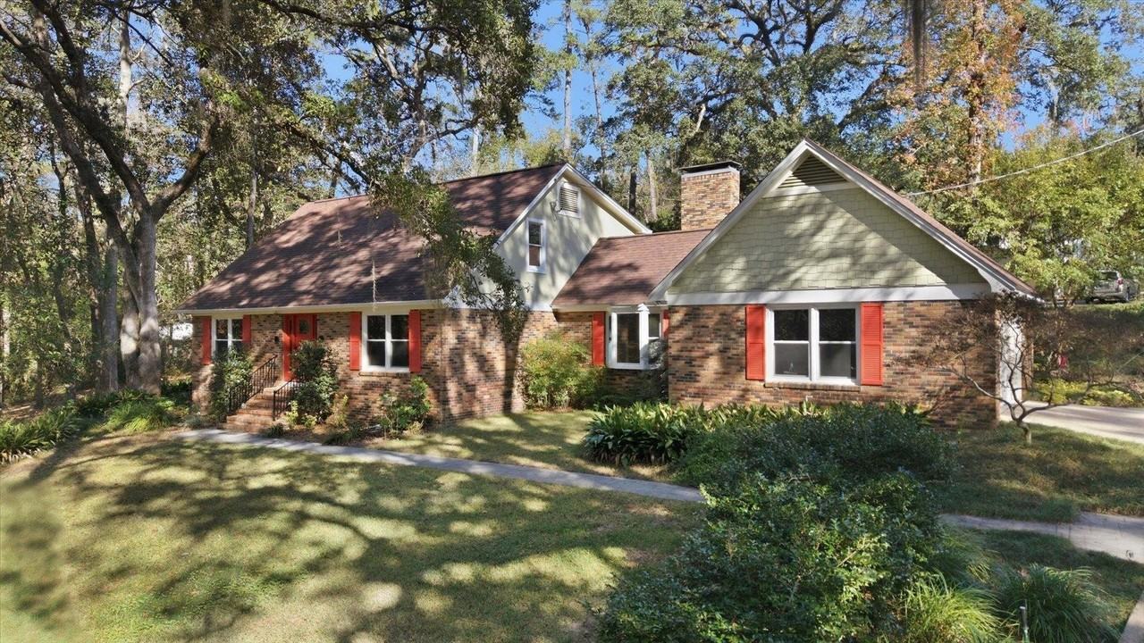 602 Middlebrooks Cir - Photo 3 of 50