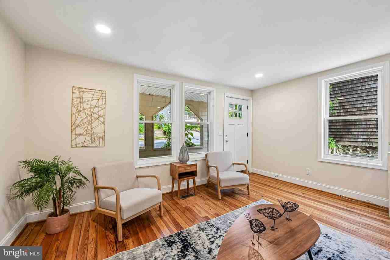 5714 Rusk Ave - Photo 5 of 47