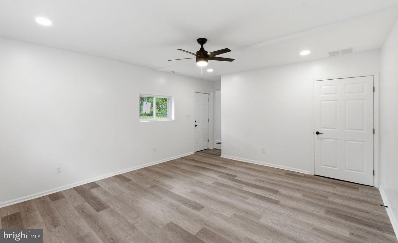 1419 Victory Ave - Photo 2 of 42