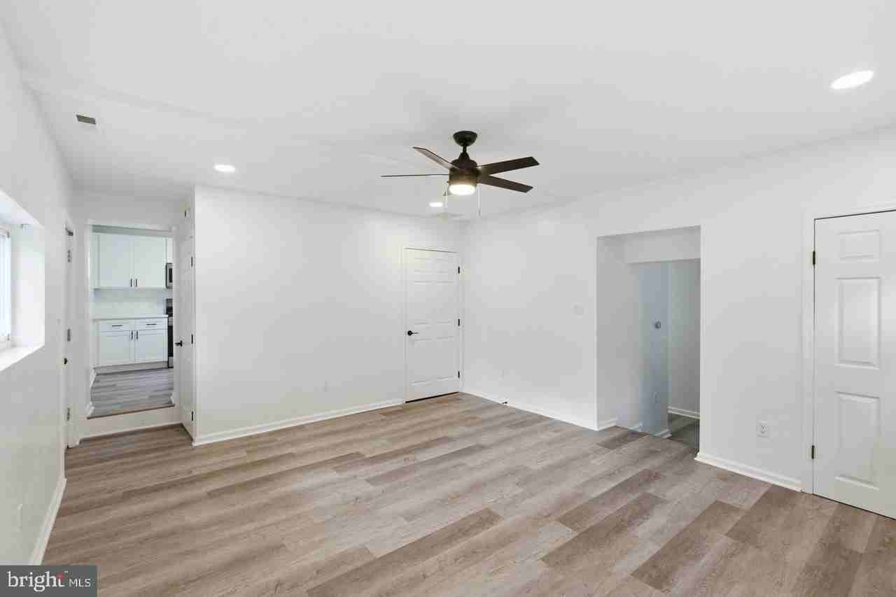 1419 Victory Ave - Photo 3 of 42