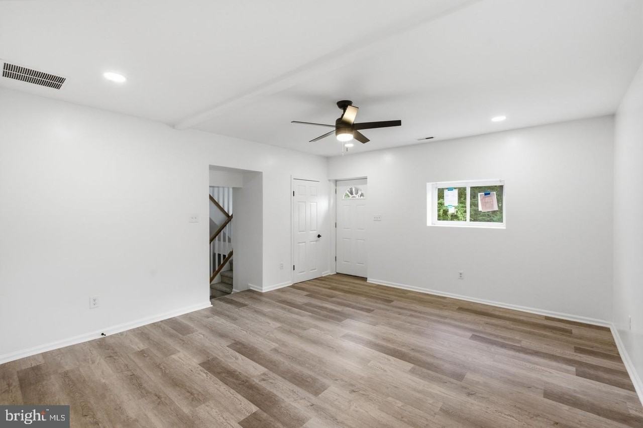 1419 Victory Ave - Photo 4 of 42