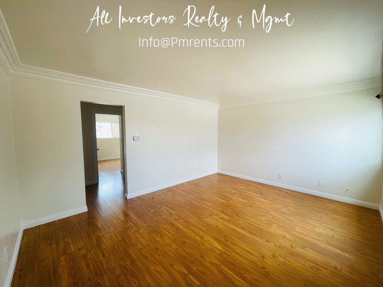 879 Arcadia Ave #1 - Photo 4 of 15
