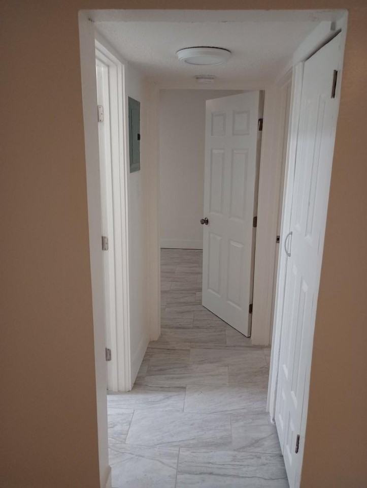 301 N Sunshine Blvd #12 - Photo 7 of 15