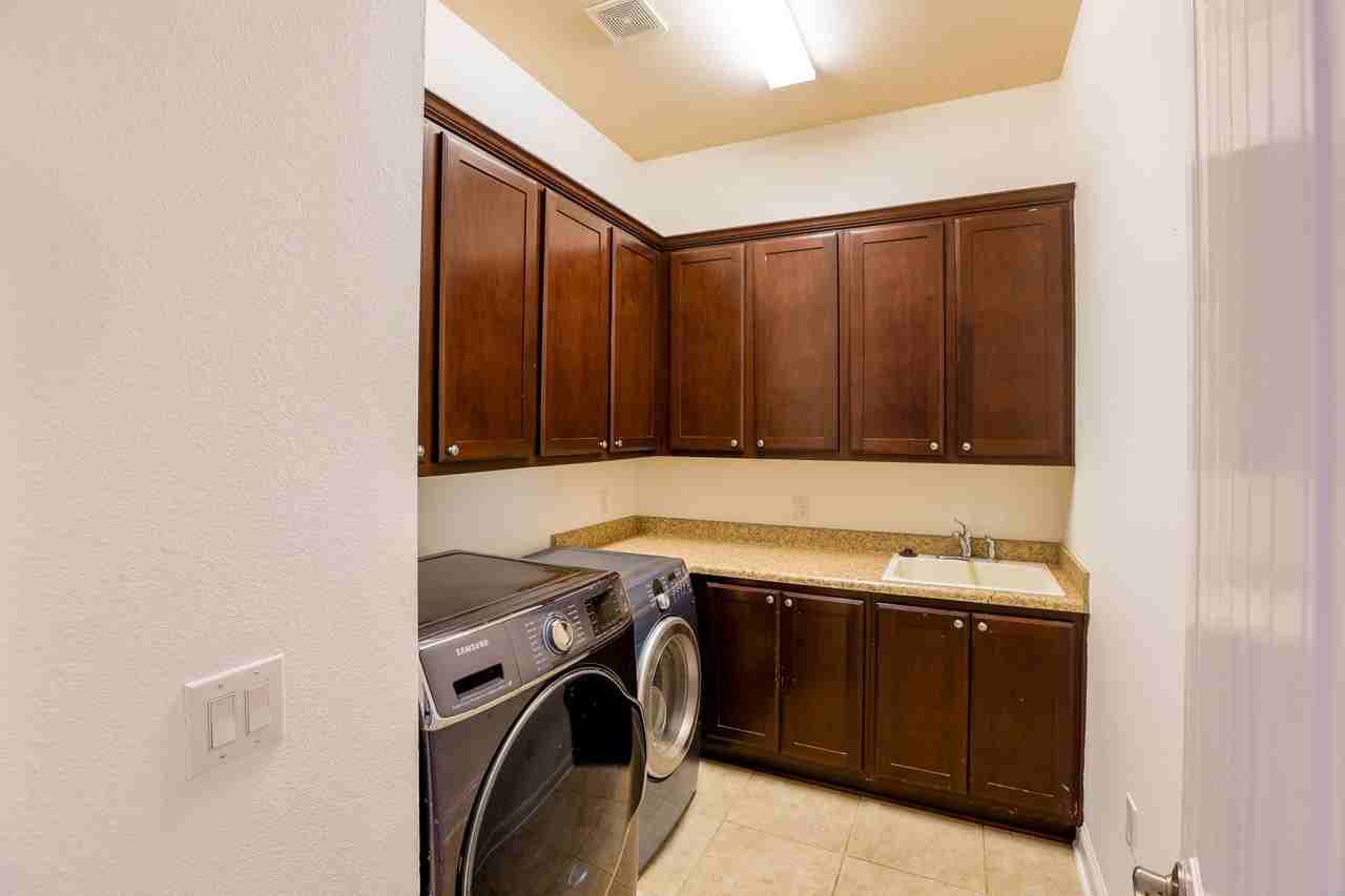 2212 Tom Miller St - Photo 7 of 25
