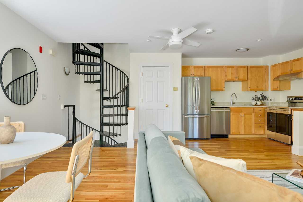 411 Norfolk St #2A - Photo 6 of 26