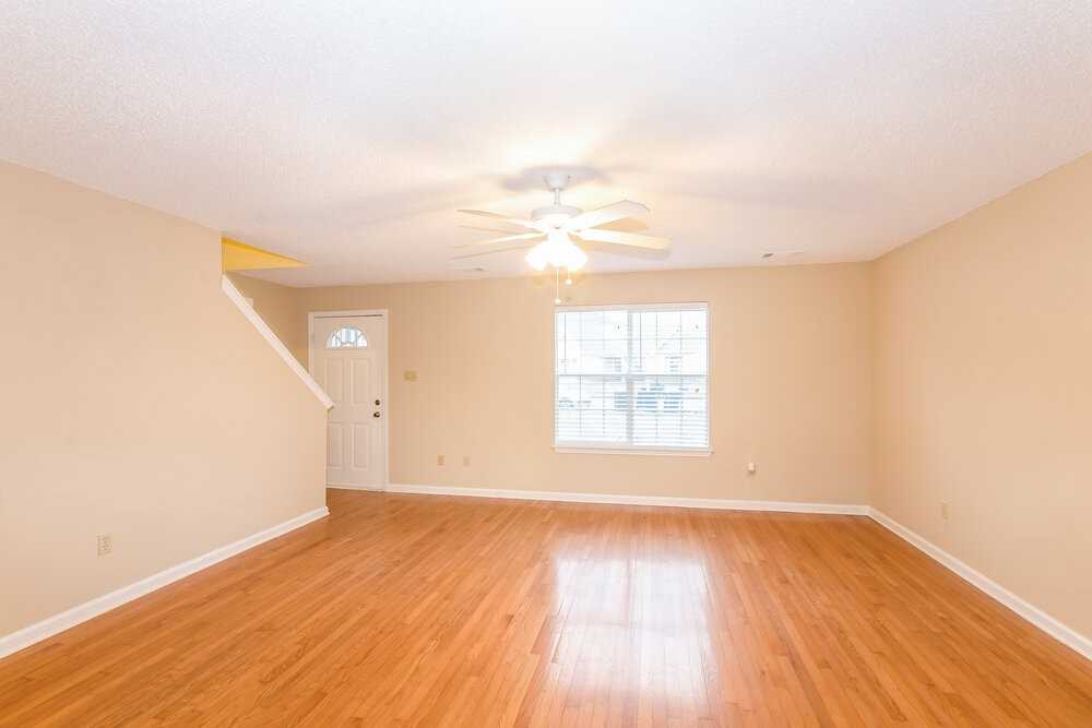 6867 Brady Hill Dr - Photo 3 of 17