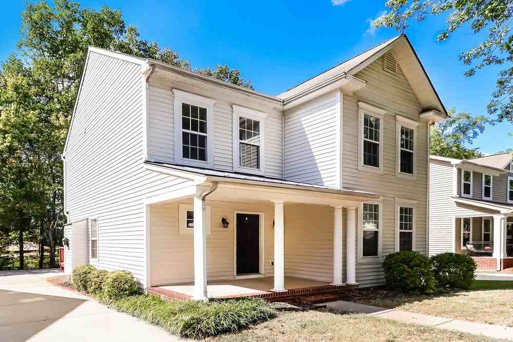10217 Meadow Crossing Ln - Photo 4 of 18