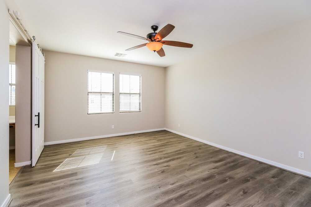 10453 E Neville Ave - Photo 7 of 17