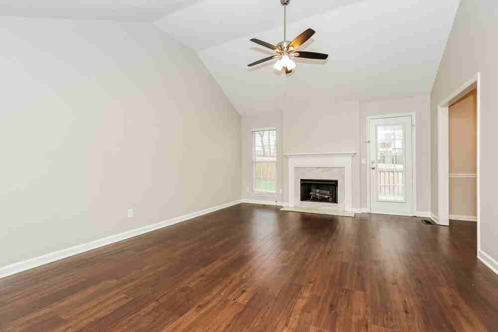 612 Woodland Hills Dr - Photo 4 of 17