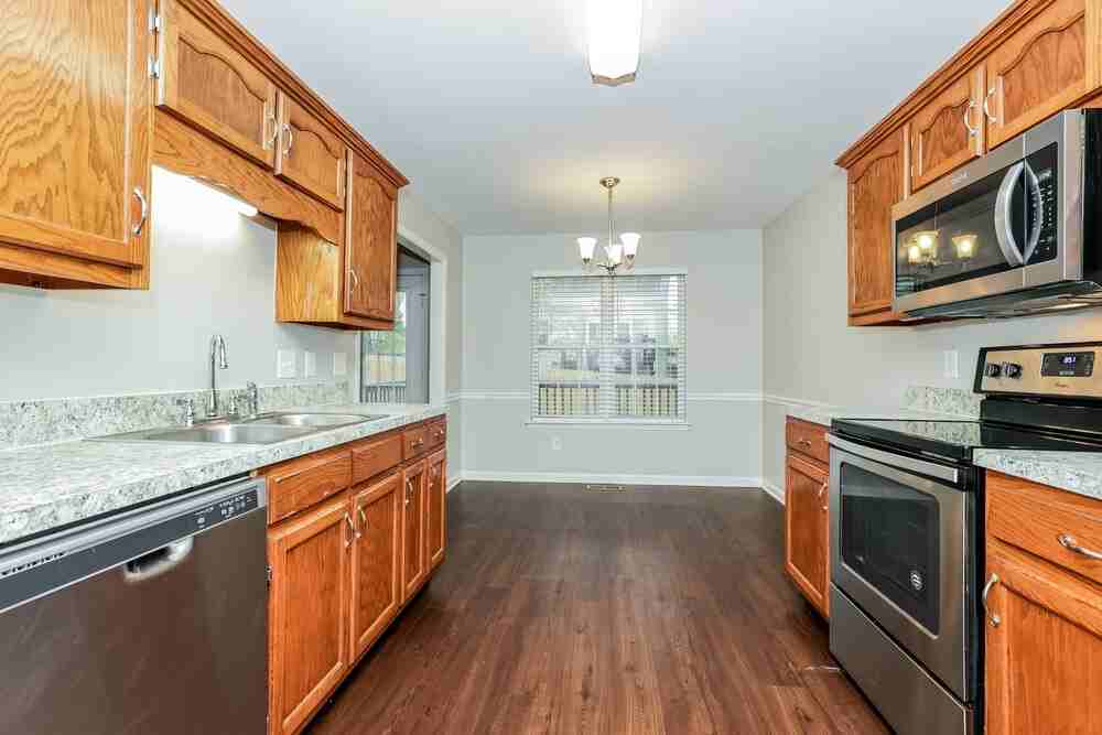 612 Woodland Hills Dr - Photo 7 of 17