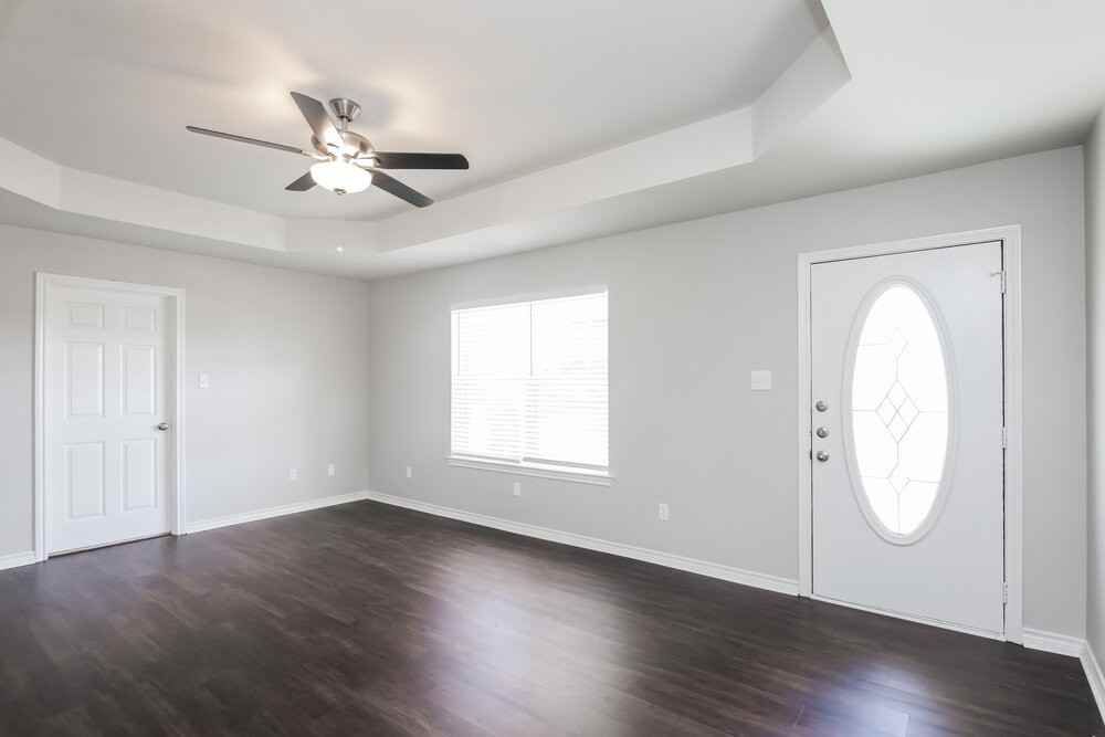 1000 Dye Blvd - Photo 4 of 16