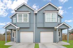 featured image of 1008 E Fannin St
