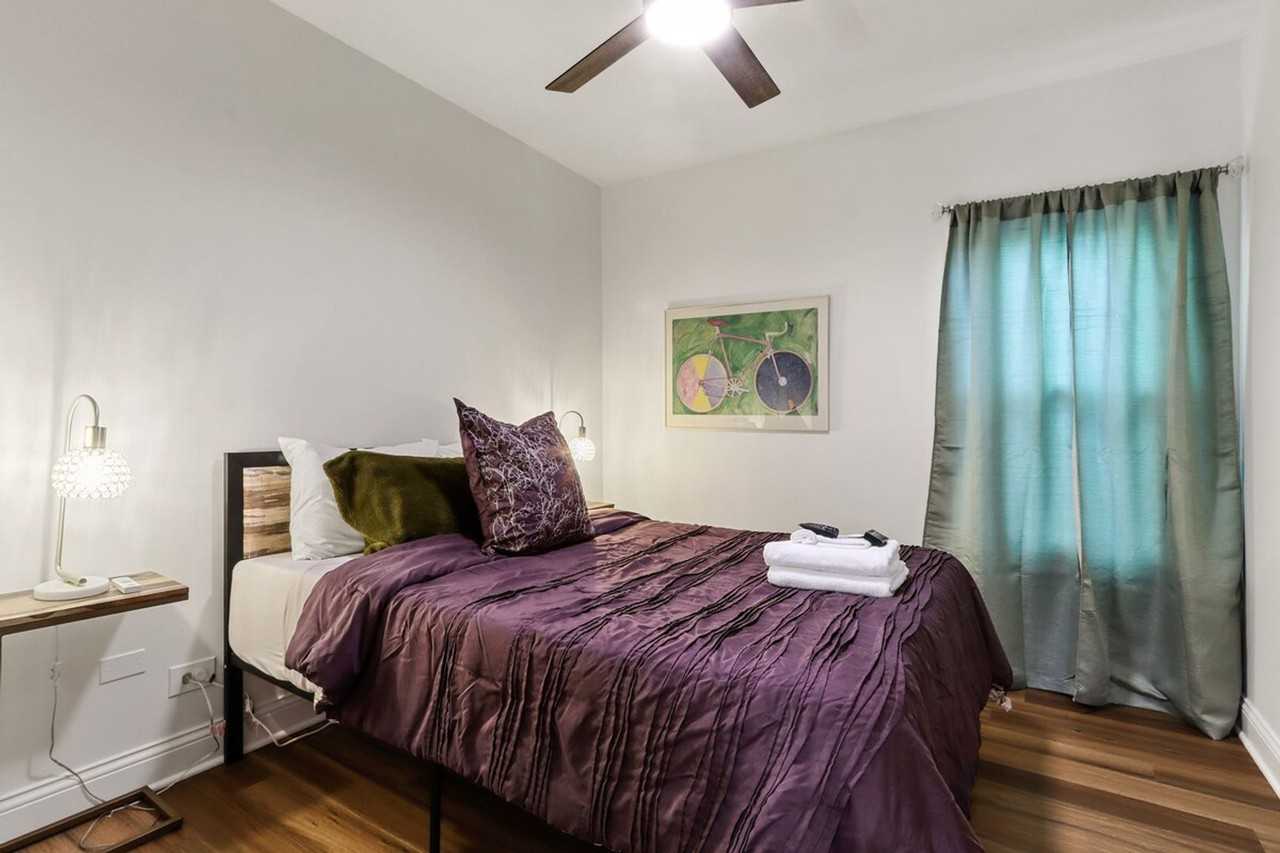 325 Center St - Photo 6 of 12