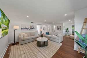 featured image of 190 E Main St