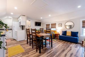 featured image of 822 Williams St