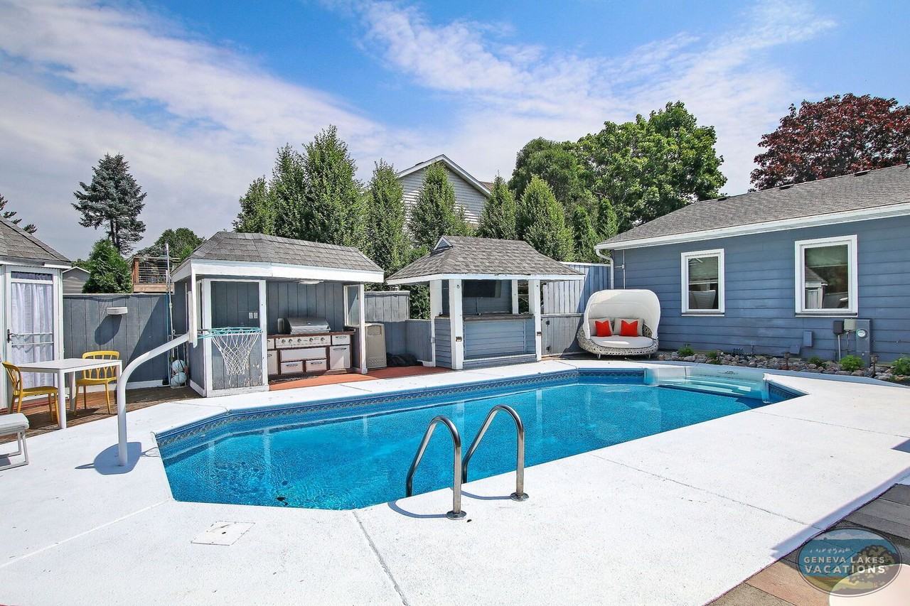 1140 Romin Rd - Photo 2 of 23