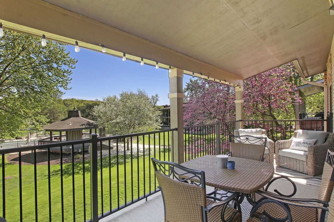 36D Abbey Villa Cir - Photo 4 of 13
