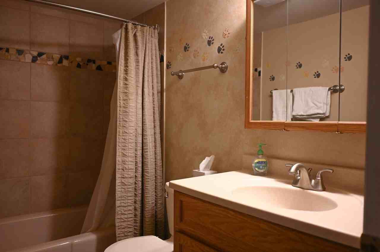 10 Zurich Ct - Photo 6 of 13
