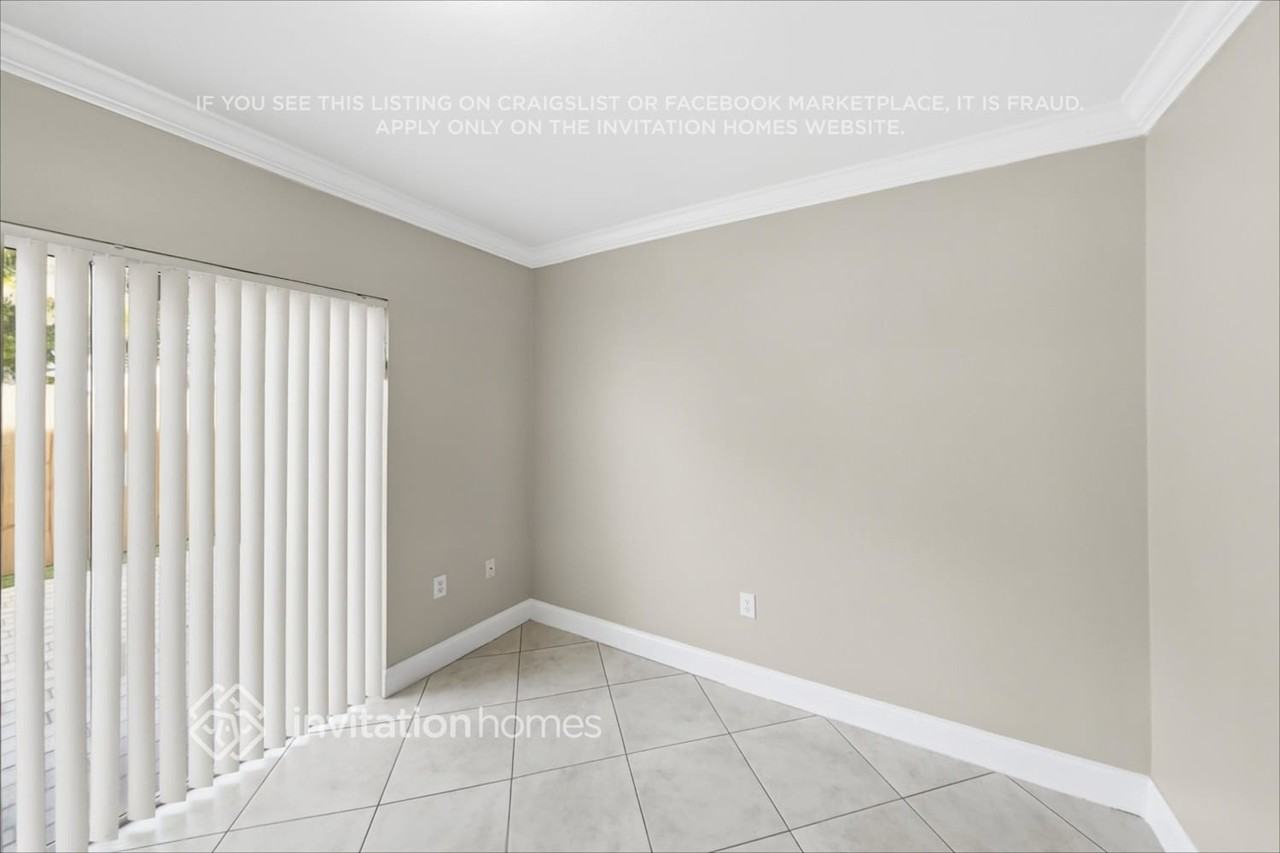 7449 Nw 181st St - Photo 6 of 17