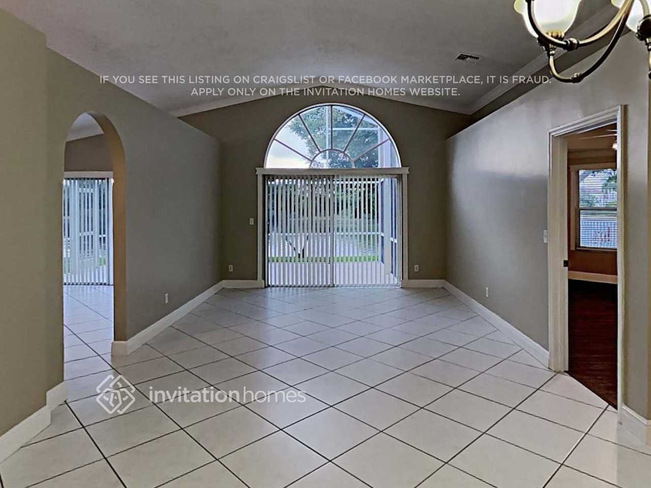 2794 Sw 183rd Ave - Photo 5 of 20