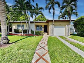 7508 Jewel Ave - Photo 1 of 1