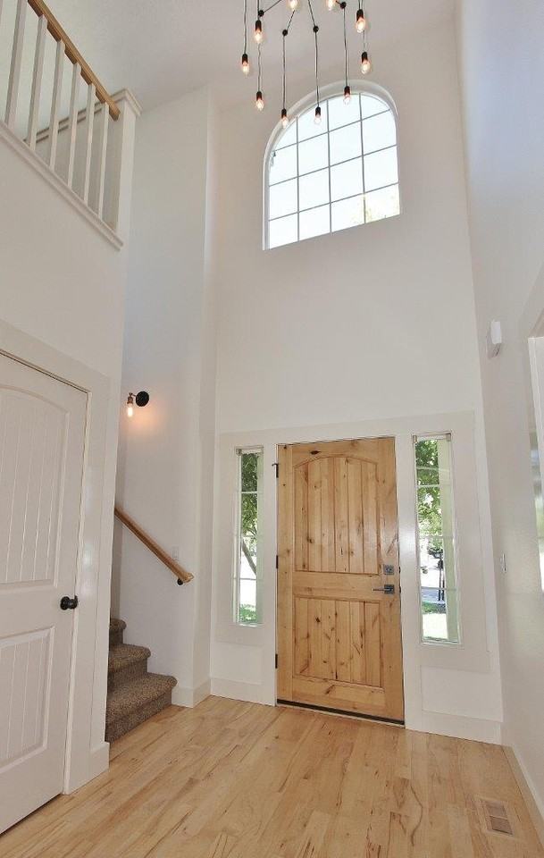 4325 N Mckinley Park Ave - Photo 2 of 42