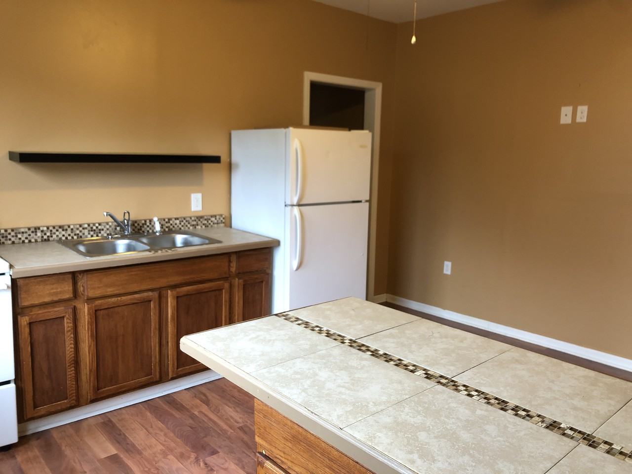 1412 S Main St #1414 - Photo 2 of 15