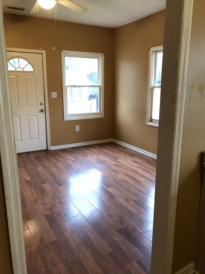 1412 S Main St #1414 - Photo 5 of 15