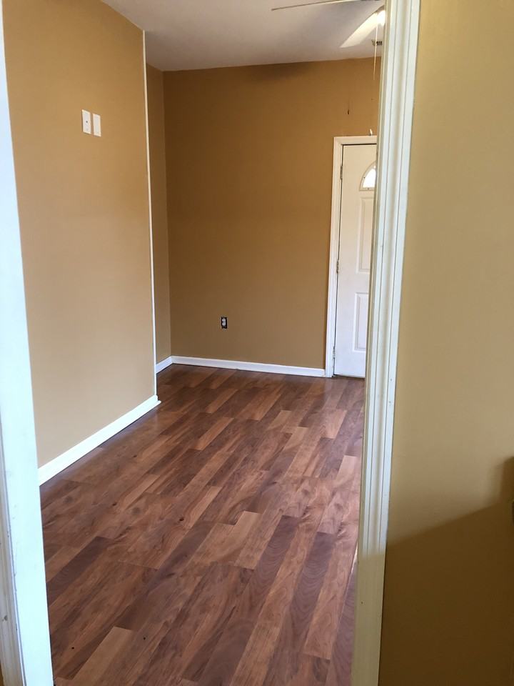1412 S Main St #1414 - Photo 6 of 15