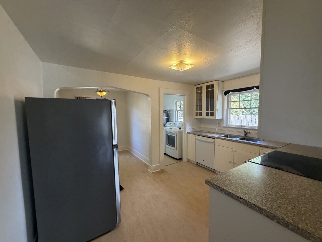 1725 W 9th Pl - Photo 7 of 19