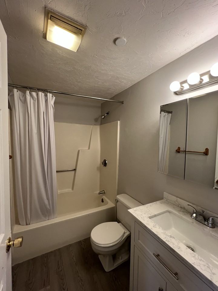 67 Washington St #404P - Photo 7 of 8