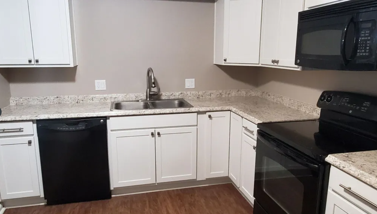 2019 Benson Gardens Blvd #10 - Photo 2 of 3