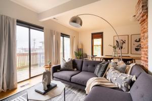 featured image of 2319 Nw Raleigh St #2319