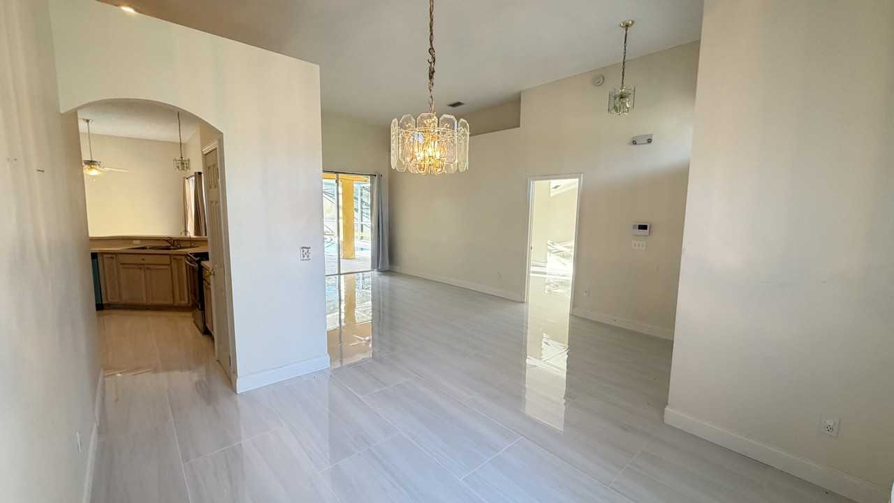 126 Greeley Loop - Photo 5 of 33
