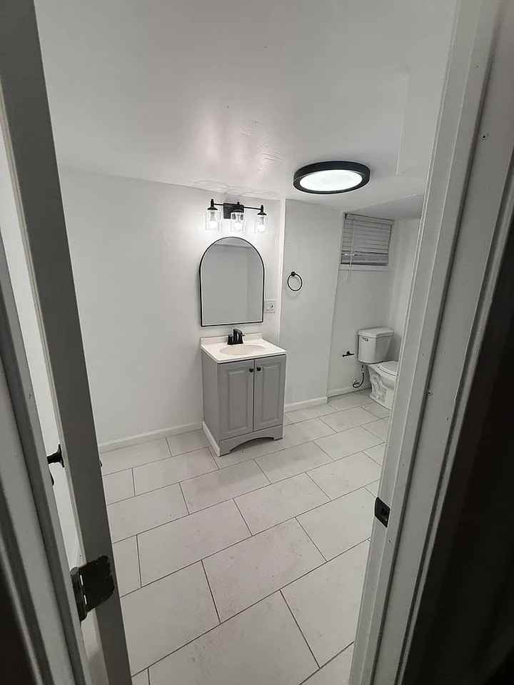 109 Nw Walnut St - Photo 5 of 10