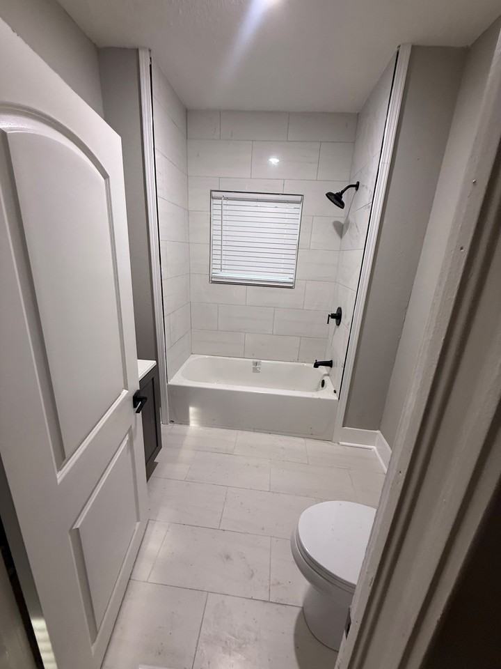 538 E Prairie St - Photo 6 of 14