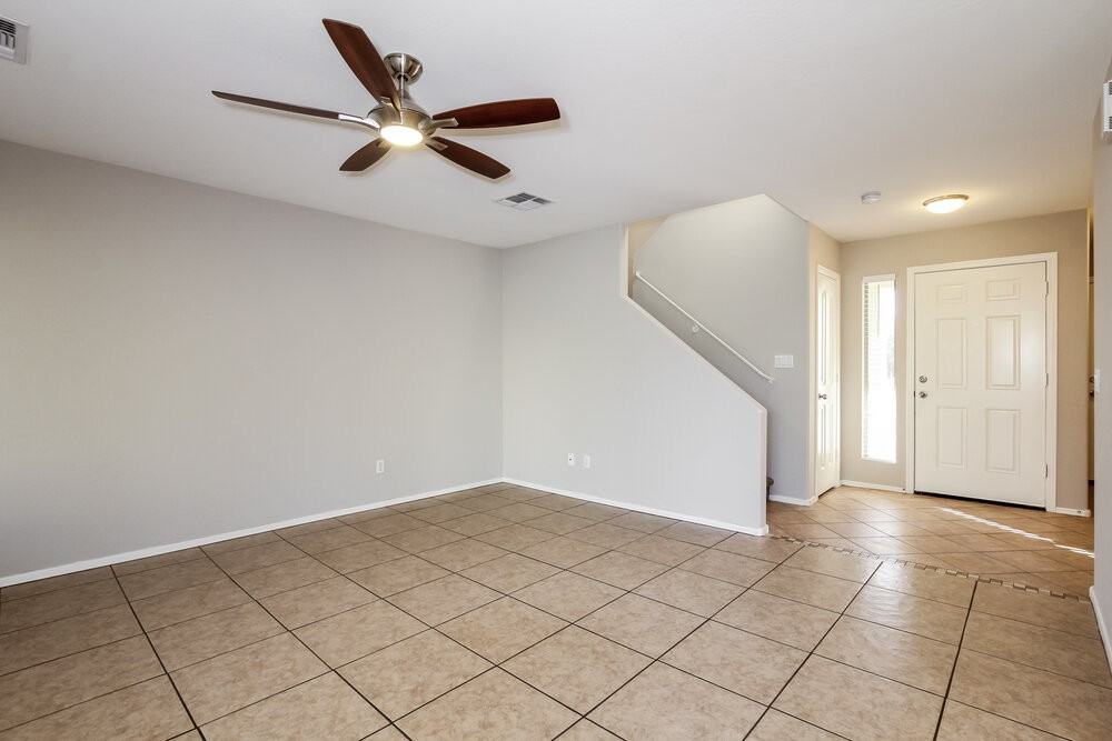 12334 W Rosewood Dr - Photo 2 of 15