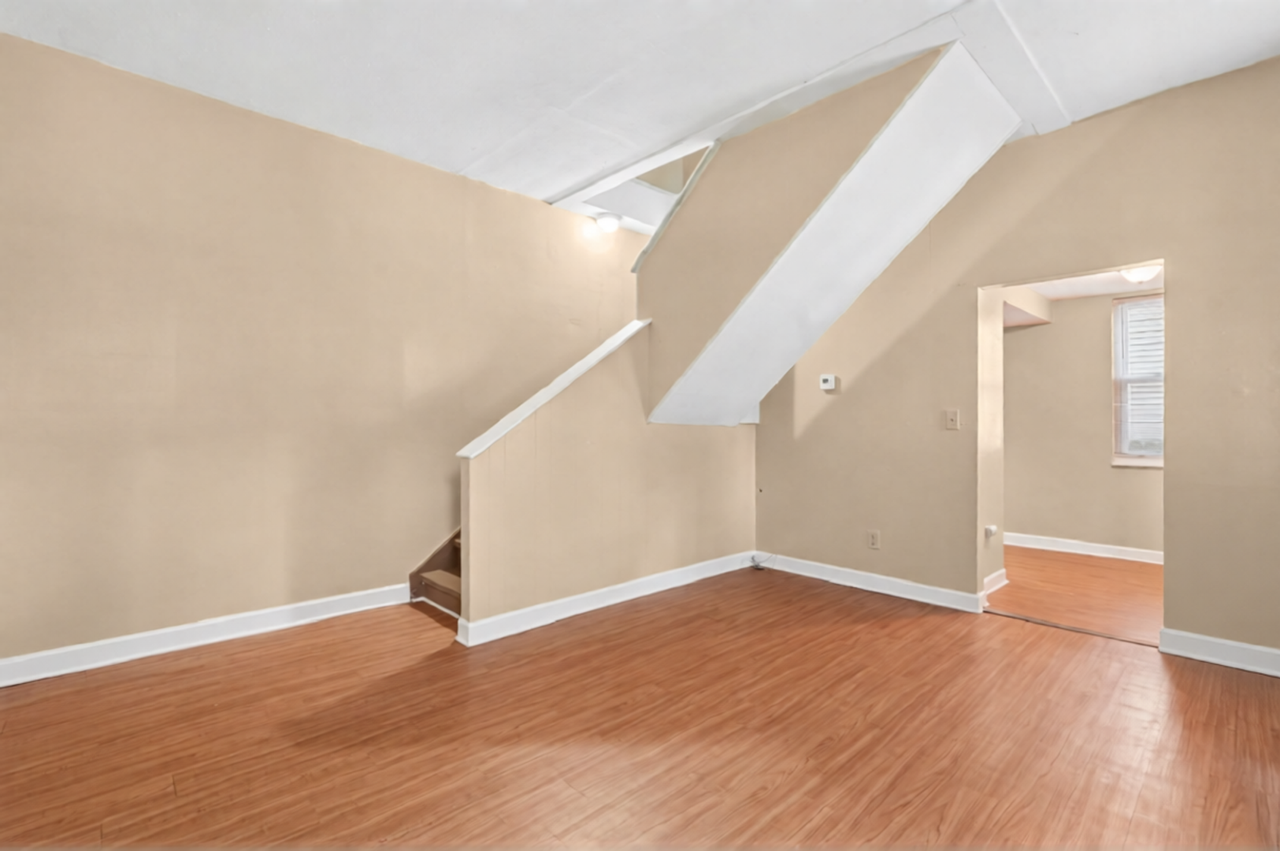 1949 N 4th St #B - Photo 3 of 20
