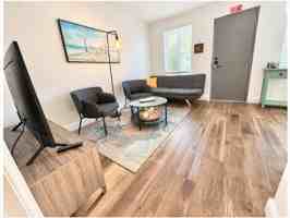 featured image of 329 Madison St