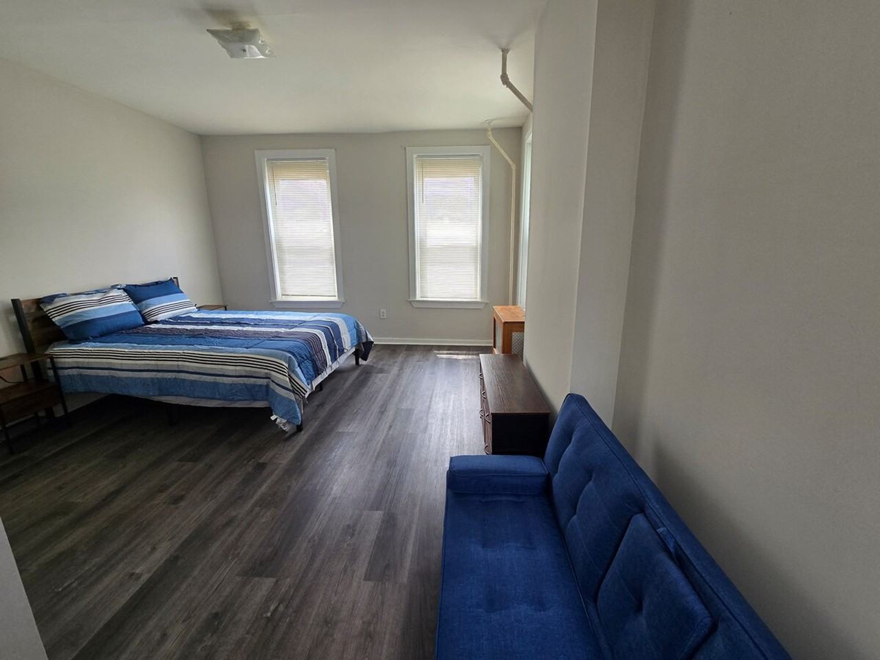 403 Elm St #1623154P - Photo 4 of 50