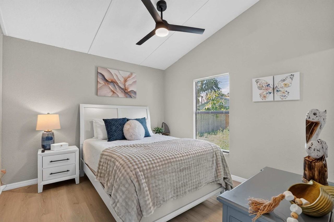 1368 21st St #1623884P - Photo 5 of 27