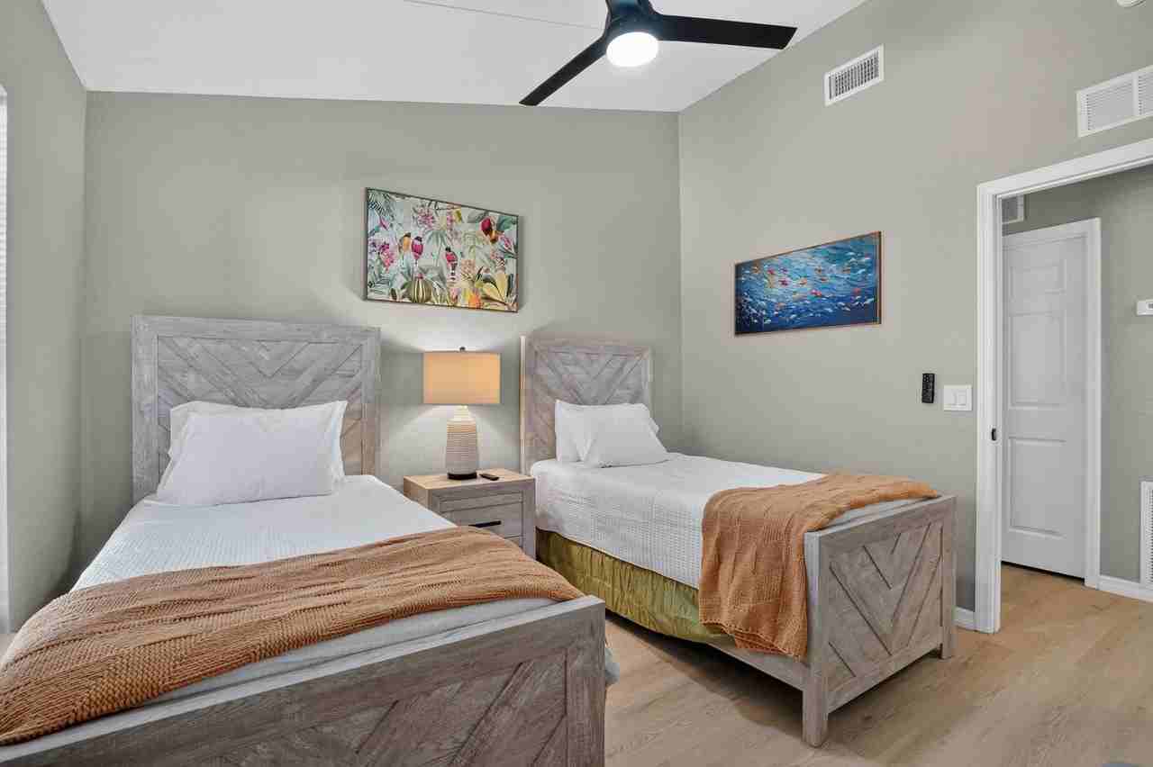 1368 21st St #1623884P - Photo 7 of 27