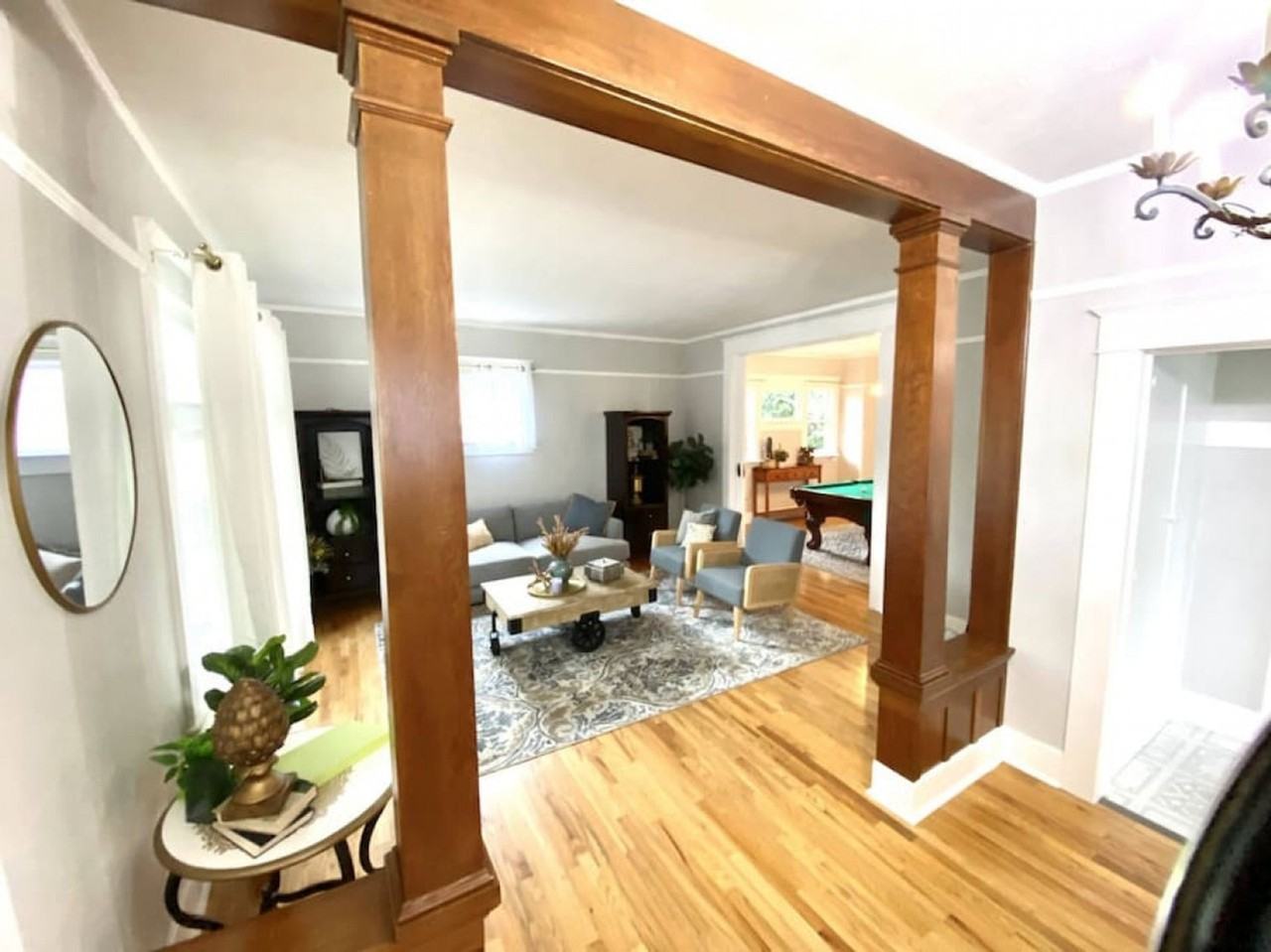 964 Southwest Ferry Street - Photo 2 of 50