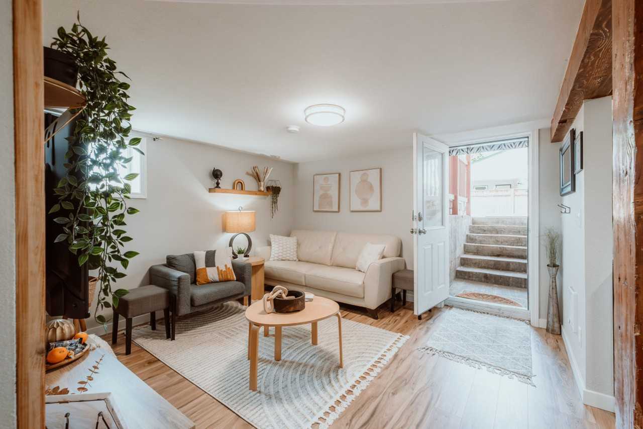 2880 Sw 3rd St #1624345P - Photo 4 of 50