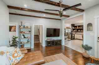 646 Nw 19th St - Photo 1 of 1