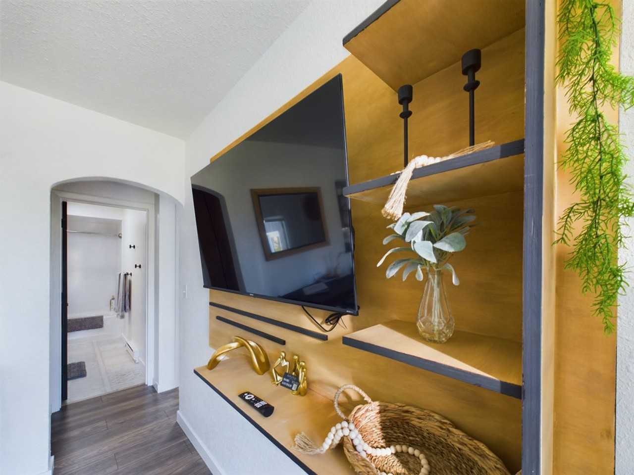 1752 Nw Taylor Ave #1624347P - Photo 7 of 34